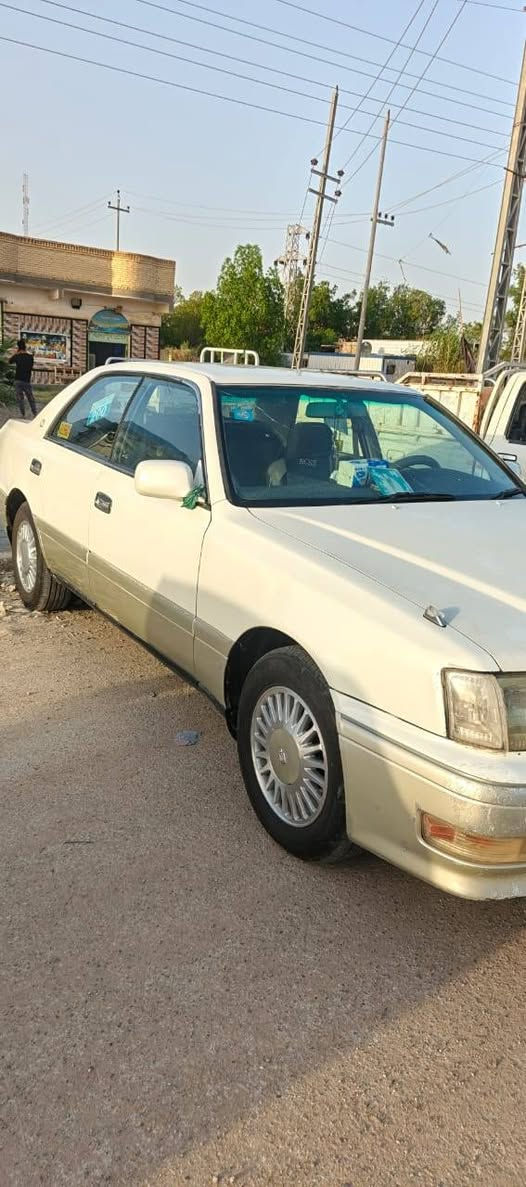 سلام عليكم راس ثور للبيع موديل 98 رقم ذي قار جاهزه تبريد حداديه تخم تاير كير ومحرك مكفولات جدد مكفوله من صبغ سنويه بسمي لل29 السعر 105وبيه مجال للاستفسار تصل ***********
