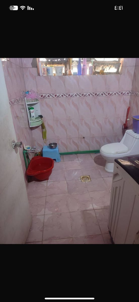 السلام عليكم يوجد شقه طابق ثالث عمارات البيض للبيع مساحه ١٣٢متر شقه تعمير جديد ٣ غرف واستقبال حمامات ٢ التفاصيل داخل صور  إستفسار إتصال برقم ***********ابو عبدالله  سعر ٥٠ مليون بيها مجال

