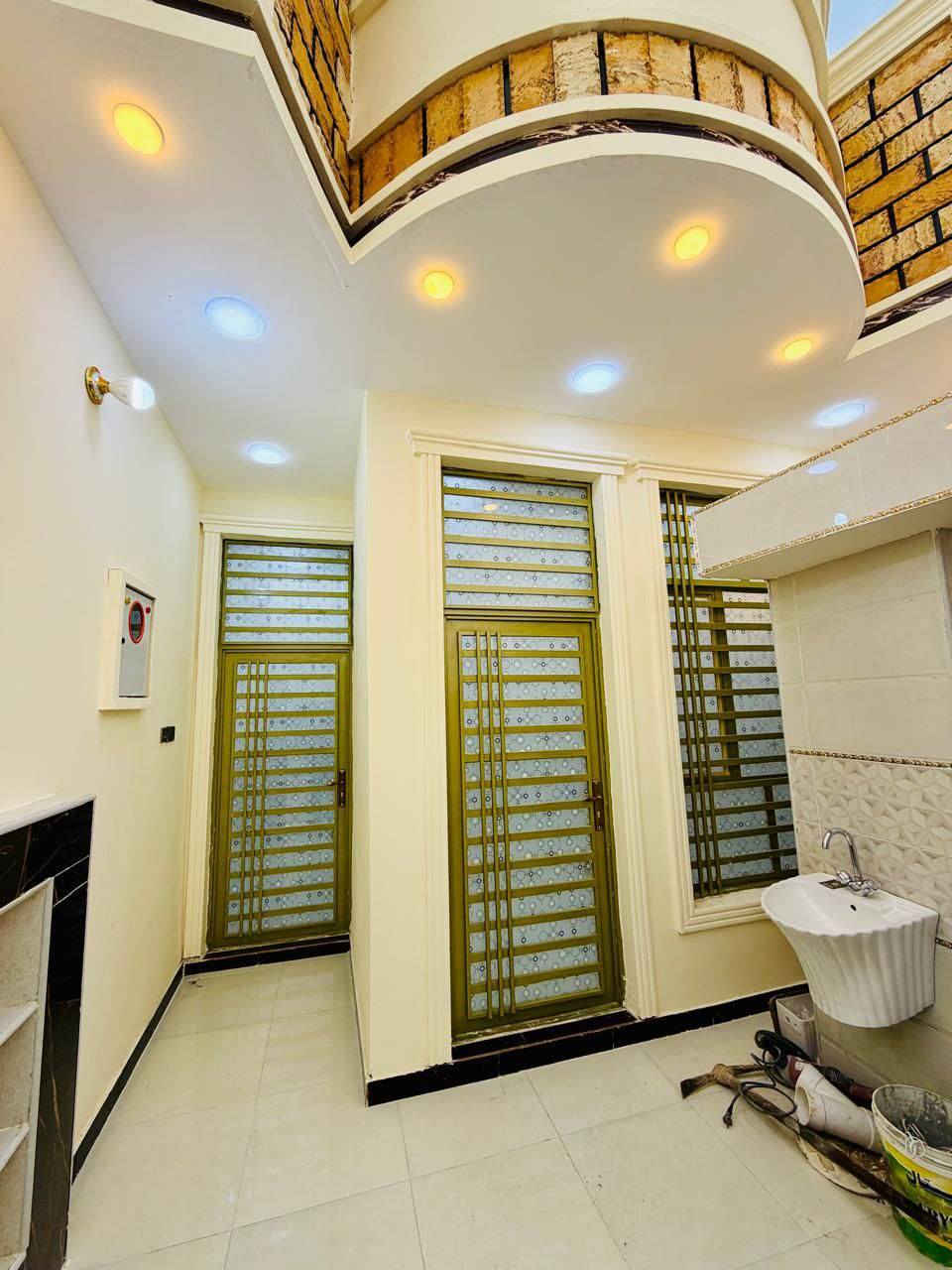 #يالله 

بيت للبيع 

المساحه 100 متر طولاني 

#زراعي_سند_25

#العنوان" حجي حسن الاولئ قطع دكتور حميد 

طابق واحد بناء حديث 

البيت جاهز للسكن (فارغ)

السعر 77 وبيه مجال للشراي 

الاتصال ع الارقام التاليه أو مراسلتنا عبره الواتساب 
***********
***********

#ملاحظه"لدينا جميع البيوت والقطع الأراضي بأسعار مناسبة 

#وجاهزين"لعرض عقاركم عندنا
