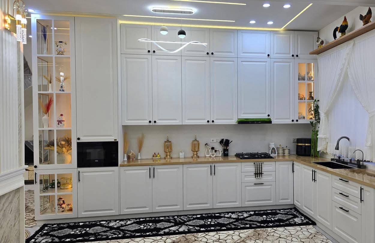 … فخامة المطبخ تبدأ من هنا ✔️✔️✨
تصاميم راقية، جودة عالية، ولمسة تميز كل زاوية.
زورونا الآن واختاروا ما يناسبكم من رفاهية التفاصيل مع عالم المطابخ
للطلب والاستفسار مراسلتنا على الصفحة او الاتصال  على الرقم  
*********** عمارة, ميسان
