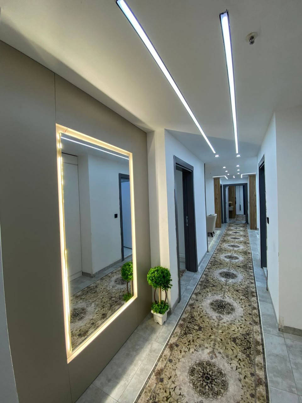 للايجار 
 لايف تاور 

32بارك شارع 100 مربع ذهبي 
غرفتين و صالة 
اثاث زيرو vip
800$
واتس اب
***********
*********** أربيل, العراق
