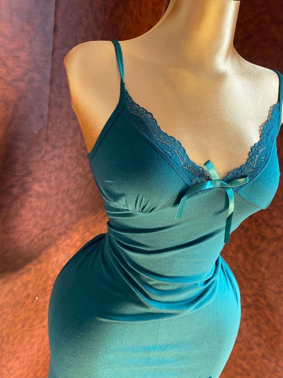 سلام عليكم عندي هاي بضاعة باقي منه قطع اريد ابيعهن بسعر جملة .


**إذا كنت صاحب هذا الإعلان وتريد حذفه لأي سبب، رجاءا أرسل رسالة إلى الدعم الفني**