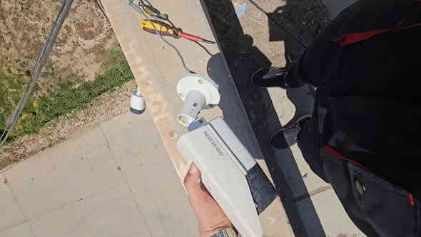 السلام عليكم 📷🎥📺🪛

مستعدون لتجهيز وتنصيب (((الكامرات))📸

تنصيب  كامرات المراقبة كامرات  anlog  _  ip 
 

نحن مستعدون بتجهيز كافه المنازل والمحلات والابنية الخاصه والعامة
 (بالكامرات والاجهزه وجميع مستلزمات الكامرات من usp وفيش باور وpnc وكيبل كامرات وانترنت وكافة المستلزمات )

عملنا  في مجال الكامرات   anlog  -  ip

🔹 دقة عالية ليلي نهاري ملون                                        

1 ———•نصب وتسليك وتفييش كامرات المراقبة                                         

2————•تجهيز جميع المواد الي تشمل كامرات                    

3———•ربط الكامرات على الانترنت وعلى الهاتف يعني وين ما يعجبك واي مكان اشاهد الكامرات عن طريق الهاتف                    

الاستفسارات 

👷🏻‍♂️((((المهندس علي حسين رشيد )))))

*********** 

***********
