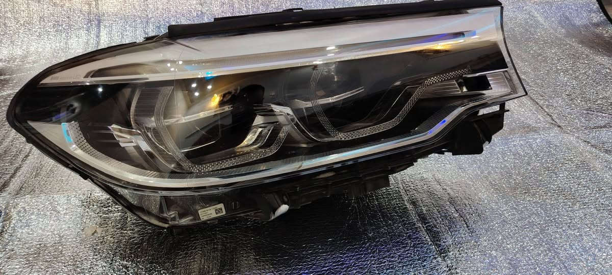 متوفر  لايتات BMW
فئه g بكامل الموديلات
اسعار بنص السعر الي ينباع بسوك
*********** متوفر واتساب
