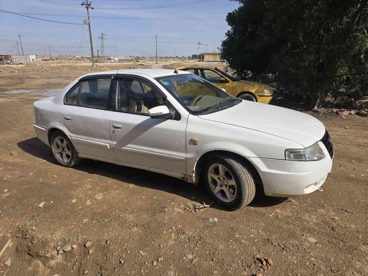 سمند سورن رقم واسط 2011 بسمي
خياسات الي موضحه بالصوره الجامات الخلفيه ما ينزلن بيه قطع  بالوايرات لو الفيش ابيعها على وضعيتها
الاتصال بالرقم
***********
