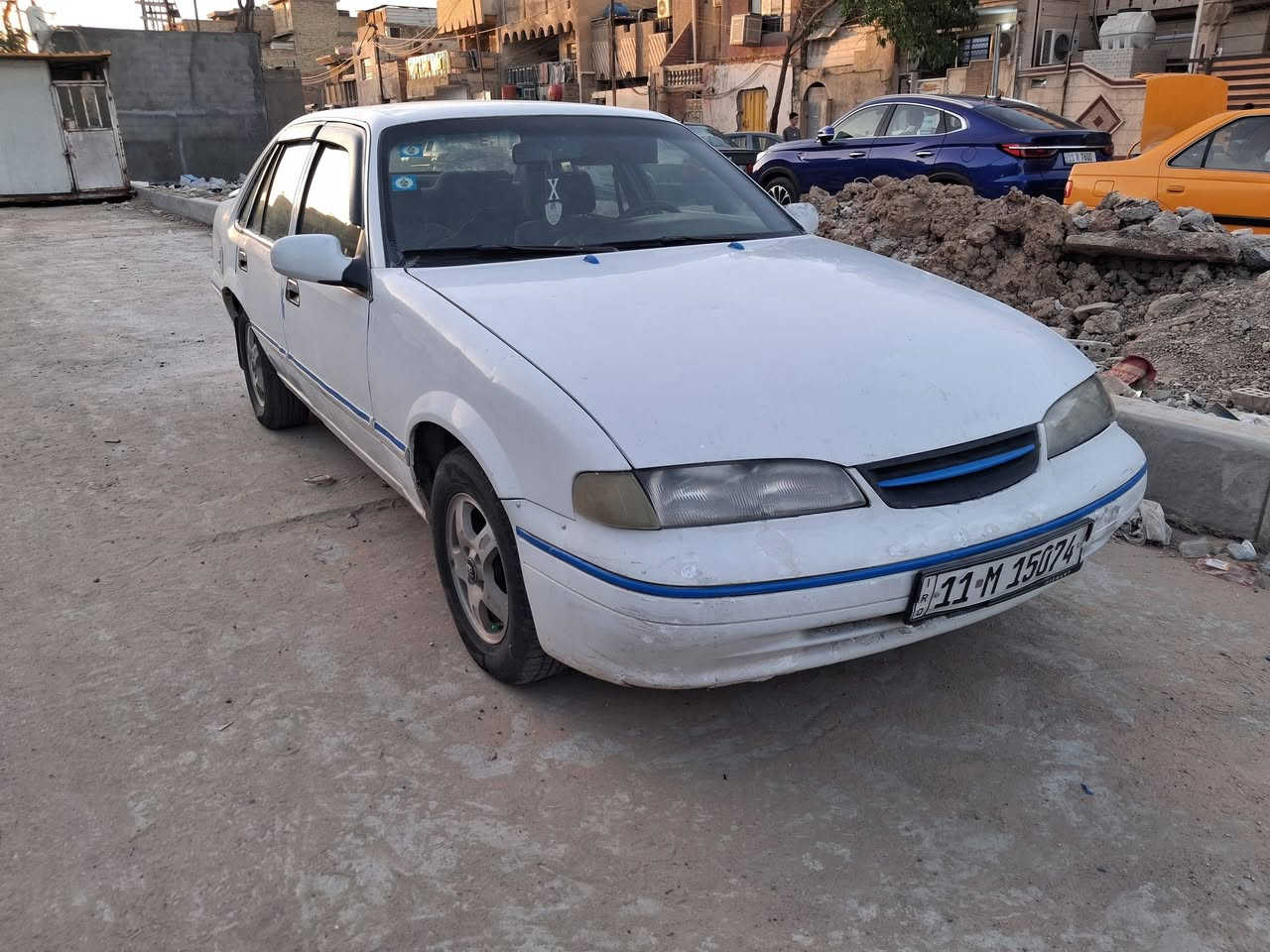برنس فراشه 1996 ابيض بلاديه بدون ضربه ولا تبديل ولا صبغ محرك مسكر جيد جدا كير اوتو خير من الله تبريد شغال كهربائيات كله شغاله دواخله كلش نظيفه سنتر لك رقم بغداد انكليزي وبأسمي مكان بغداد مدينة الصدر  السعر 35 للأتصال ***********
