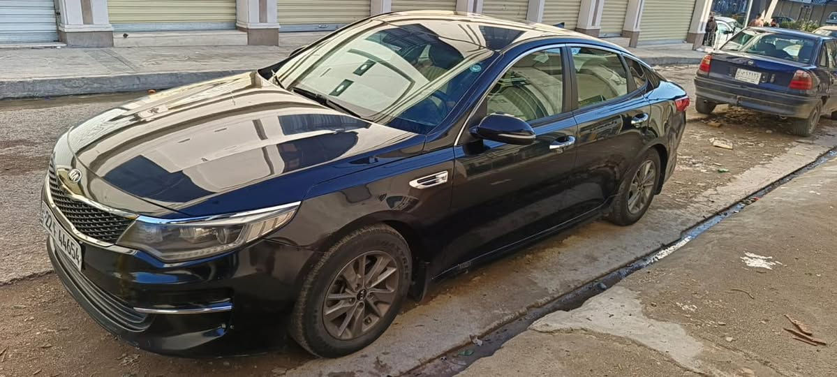 كيا اوبتما للبيع موديل 2016
وارد امريكي 
محرك 2000 توربو🚀
كشن كهرب وخزن 
رادار جانبي
شاشه اصليه بلادي كار بلي
ضرر سياره بوند فقط بدون دواخل
سعر 119$ مجال 
شراي اتصل
***********
***********
