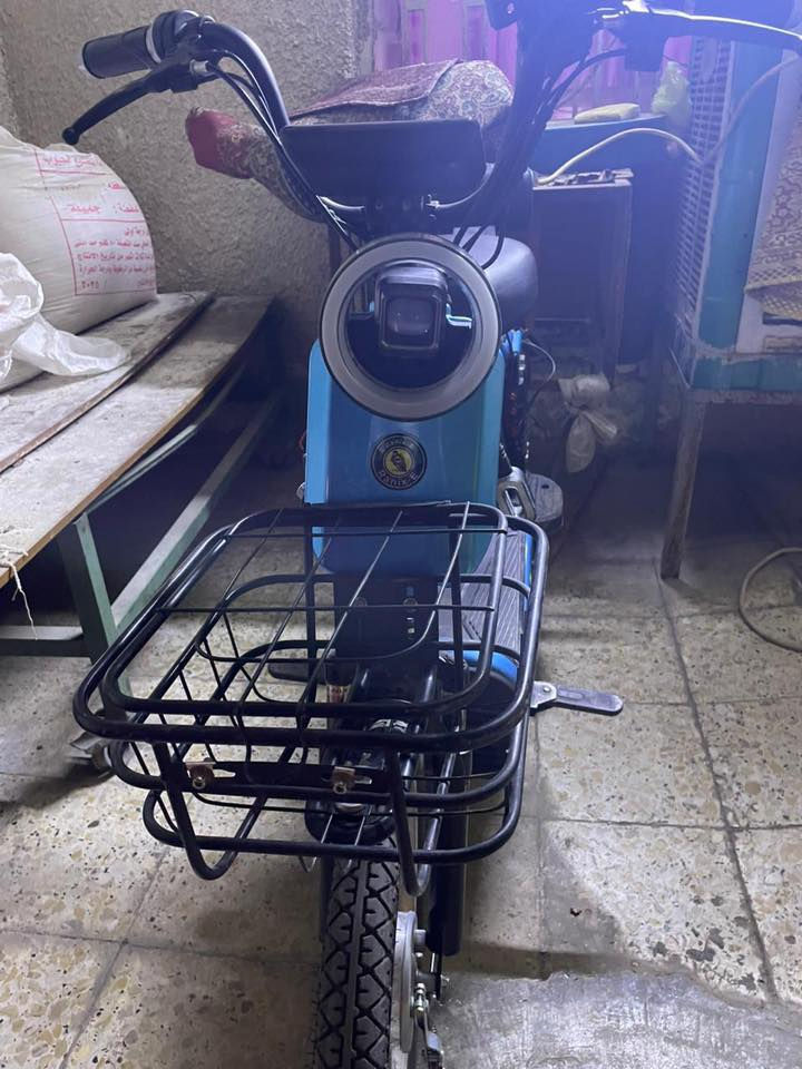 سلام عليكم درجه شحن 5بطاريات يحتاجلها تبدل  الدرجه جديده وحلوه حجم 20المكان بغداد حي البنوك. وهذا رقمي ‭0771 230 6022
