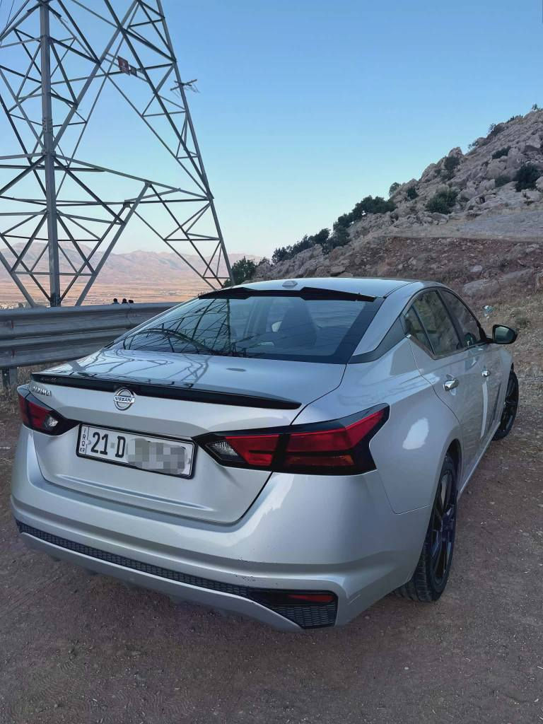 نیسان ئــــاڵتیما s 
مۆدێل ٢٠٢٠
٨٠ هەزار مایل ڕۆشتوە
کەمێک لەبۆنیدەکە لەگەڵ چاملغ پێشەوە سایەق دوو پەنجە شانەکەی بۆیاخە . درگای سایەق بەبیلاد گۆڕدراوە درگای پشت سایەق یەک بست pdr
بستێک دۆسەکەی قوپاوە
بەبێ ئێرباگ
پاکو جوان و بێ مەسرەفە تەحویل و غەرامە بەشەرت
نرخی   (١٤٠ $)

نيسان التيما s
موديل ۲۰۲٢
ماشي ٨٠ الف مایل
ربع بونيد معه جاملغ سايق معه شويه دينكه صبوغ
باب خلف سايق شويه pdr
بدون ایرباک
نضافة بدون عيب تحويل غرامه بالشرط
سعر (۱٤۰ $) رانية, السليمانية


**إذا كنت صاحب هذا الإعلان وتريد حذفه لأي سبب، رجاءا أرسل رسالة إلى الدعم الفني**