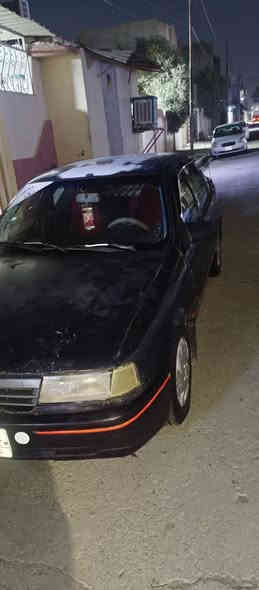 فكتره موديل 1992 حجم 20 امحوره كابريته قطاره بل بانزين كير محرك شرط سنويا جديده شرط التحويل من الشرعي كاربون بانزين بيها السعر 29 وبيها مجال قليل ***********
