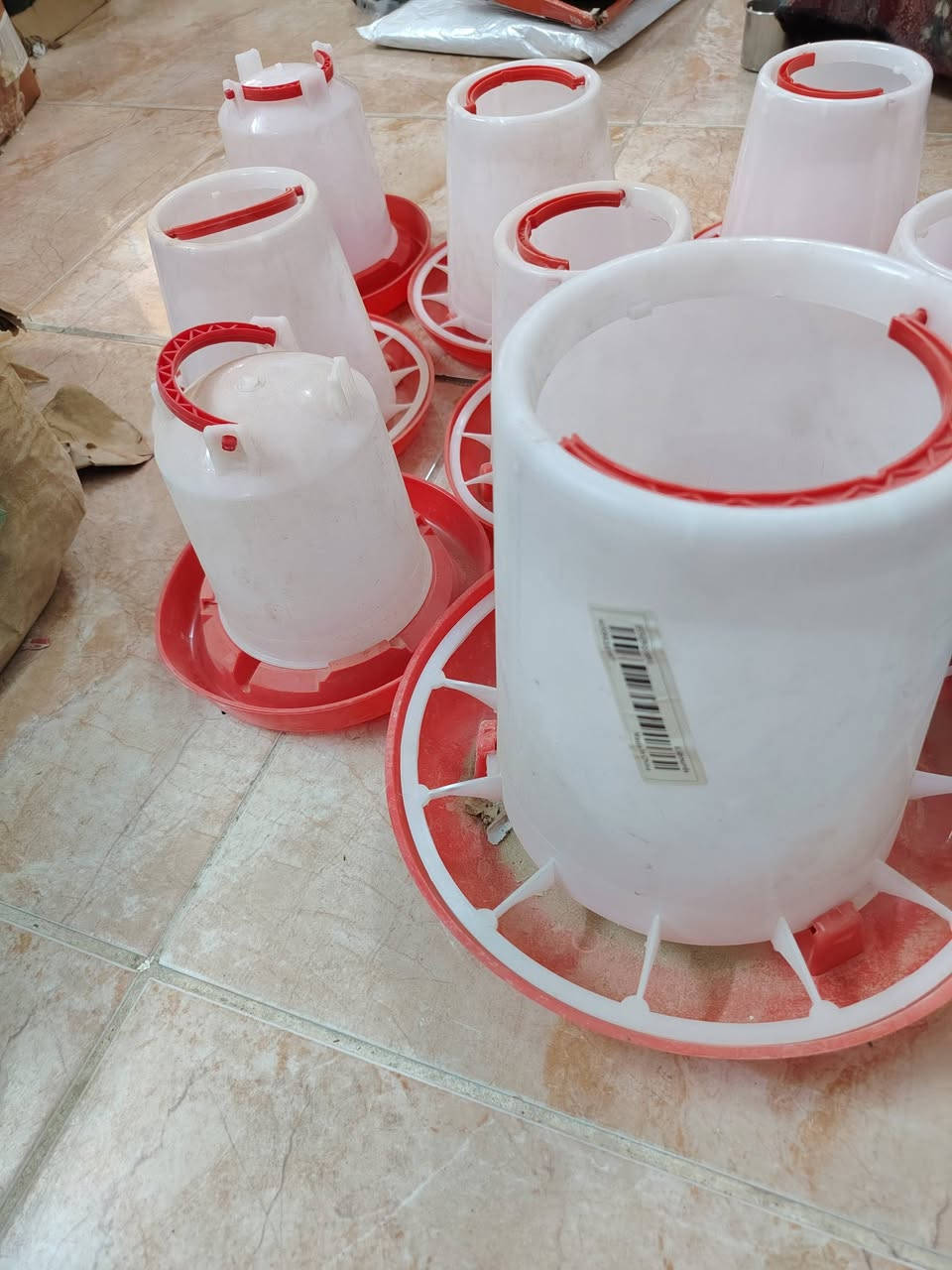 متوفر معالف ومناهل للدواجن العدد 10 قطع صغيرة مع قطعة كبيرة جديد غير مستعمل انطيني سعر وبالعافية


**إذا كنت صاحب هذا الإعلان وتريد حذفه لأي سبب، رجاءا أرسل رسالة إلى الدعم الفني**