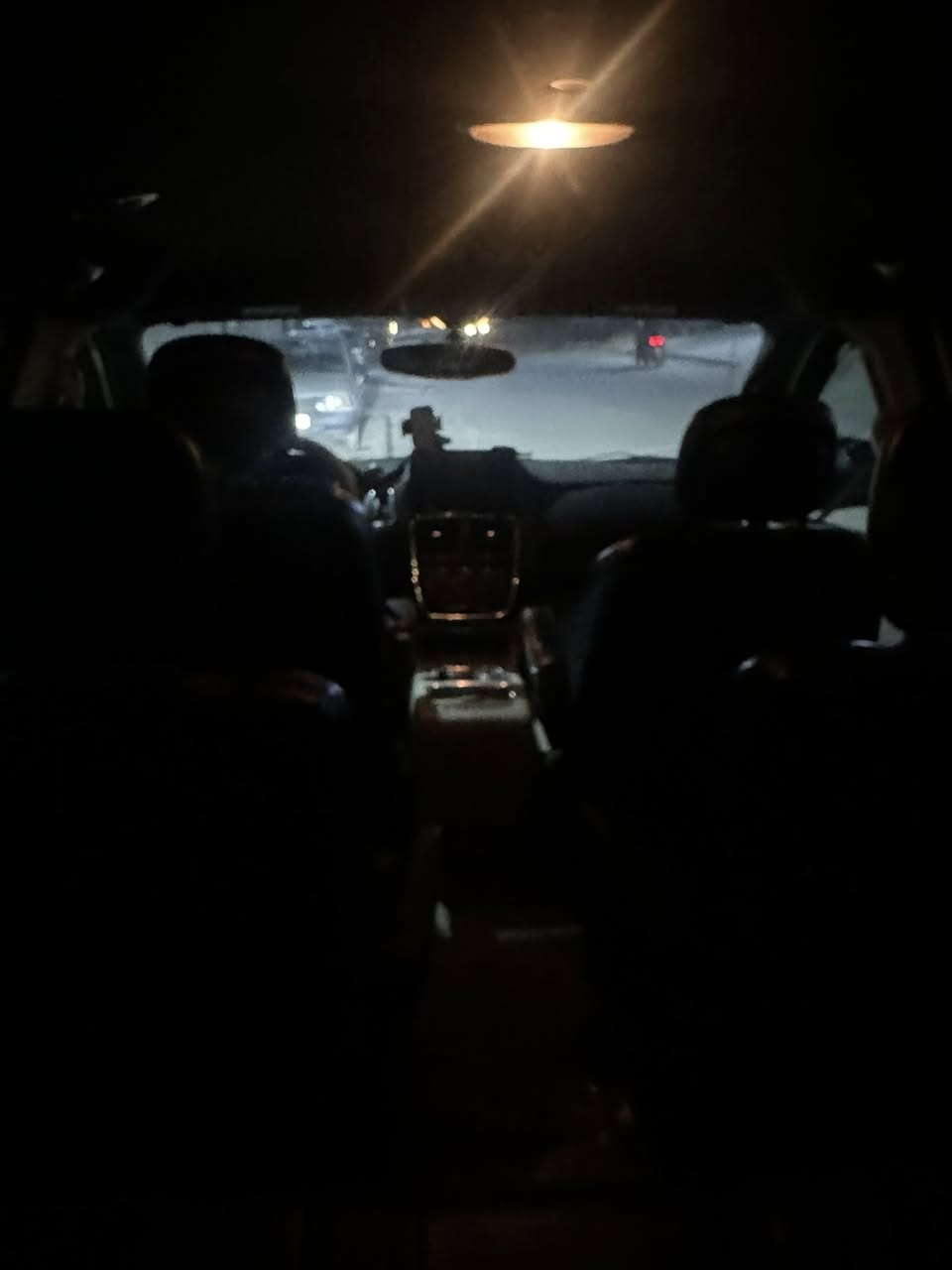 سياره دوج للبيع
سياره خير من الله فول 
بيبان كهرباء شاشة 
تخم تاير جديد 
***********
160$ مجال بسيط
