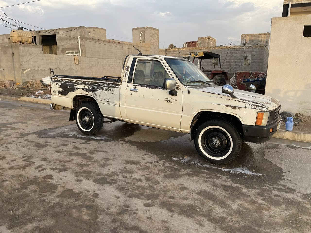 السلام عليكم  بيكم 85بلاديه مكفوله كفاله عامه تبريد شقال باور سياره باسمي للاستفسار لاتصال عل رقم***********
