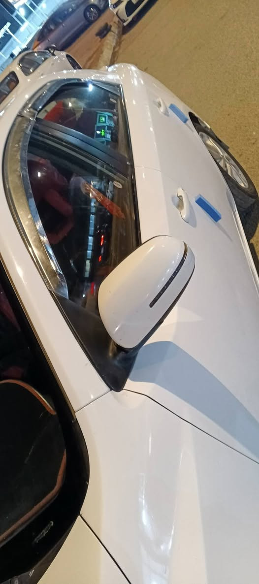 كيا سيراتو رقم اربيل انكليزي موديل 2011 خليجيه محرك 1600 تبريد شغال السياره نظيفه 
بيها قطعتين ***********
