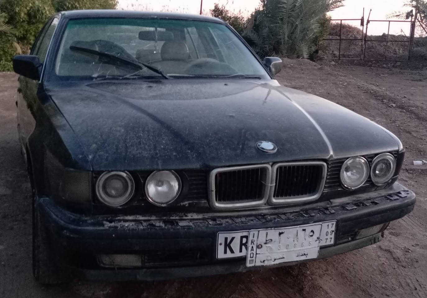 سلام عليكم 
بي ام 735 موديل 92 رقم بغداد بجم عريض كهربائيات شغاله تبريد شغال غرفه جديده صدر امامي خلفي جديد كير ومحرك 
 خير من الله تخم تاير جديد 
السعر 35 وبيهه مجال 
المكان بابل المسيب طريق ابو الجاسم 
الرقم ***********
