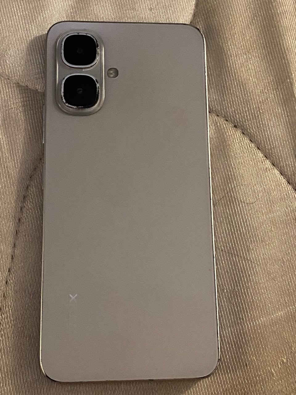 Infinix SMART 10
ذاكره 64,..
معدل إطار في الثانيه 120 هرتز 
بي كسر بشاشه بس ما مأثر ابد 
قيم سعر  
بغداد مدينة الصدر


**إذا كنت صاحب هذا الإعلان وتريد حذفه لأي سبب، رجاءا أرسل رسالة إلى الدعم الفني**