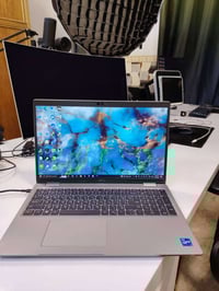Dell Latitude 5520 • i5 الجيل ١١ • ١٦ جيجا رام