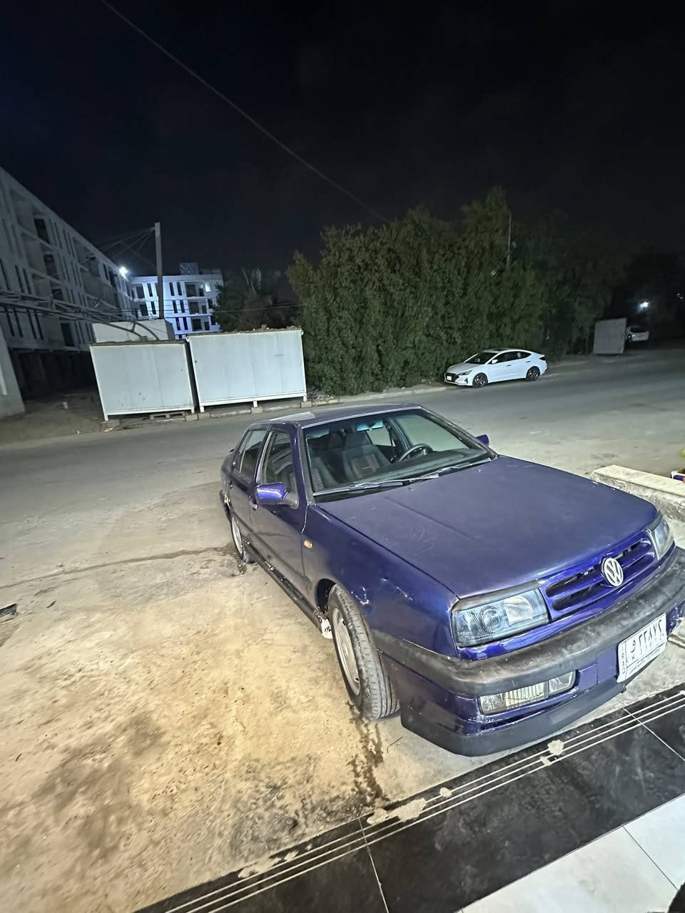 كولف فنتو 
موديل ١٩٩٤
صدر امامي خلفي جديد 
تبريد تدفئة شغال 
محرك كير جدد كير عادي 
كهربائيات شغالة كلهة جديدة 
بيهة طخة بل جاملغ الخلفي مبينة بل صور 
رقم بغداد شرط التحويل 
مكاني بغداد البياع 
السعر ٣٩بيهة مجال بسيط كلش 
***********
