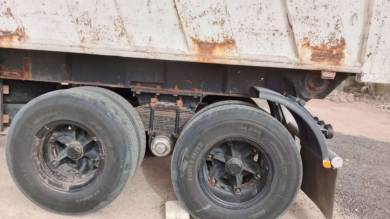 عربانه للبيع المانيه تخم تأير
***********
مكاني البطحاء
