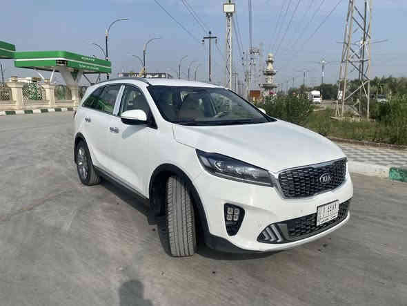 السلام عليكم سورنتو2020 وكاله الدوليه العراقيه.مكفوله.ماشية73 الف كيلو مكانها ميسان السعر 280$ وبيها مجال الاتصال ***********
