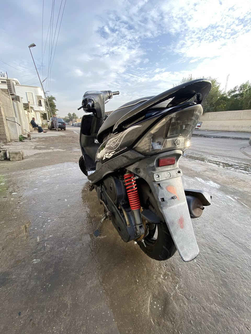 السلام عليكم ماكس عدلة بوشة 49 الدراجة بلادية ما صار فترة من نازلة الدراجة شلعة ومعدل وبرغي ما مفتوح بيها مكفولة كفالة عامة  العنوان بغداد  جميله ***********
