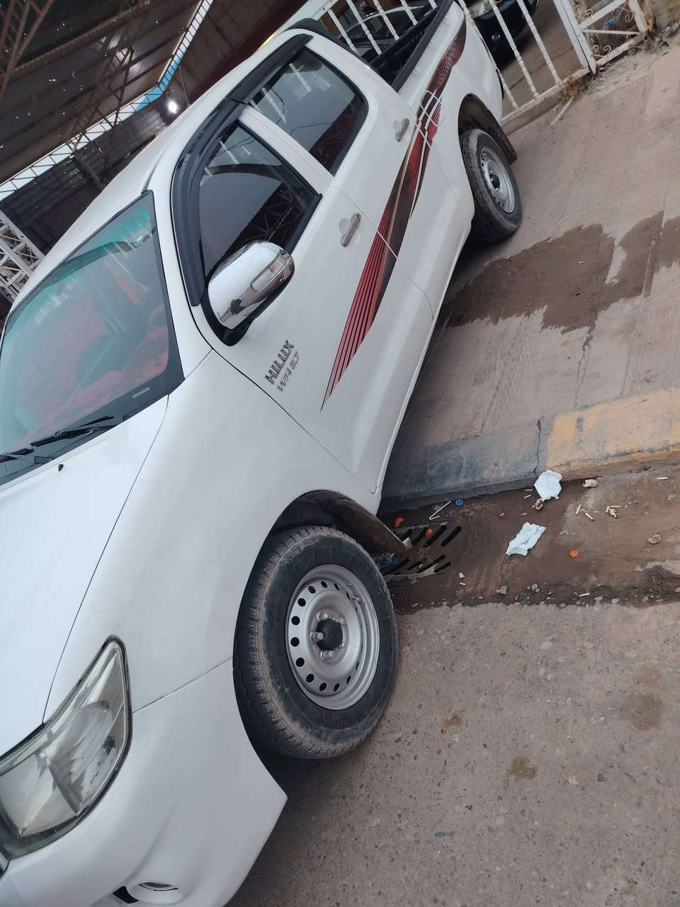 سلام عليكم البيع بكم موديل 12
شاصي19  كويتي الساير 
بيها قطع صبغ 
 بسمي شرط تحويل محرك وكير شرط
سياره جهازه وحلو مال جناي كيرعادي 
مكانك سياره بيجي 
سعر160وبيه مجال قليل 
مراوس يرهم حسب القناعه 
رقم الهاتف  
  ***********
  ***********
