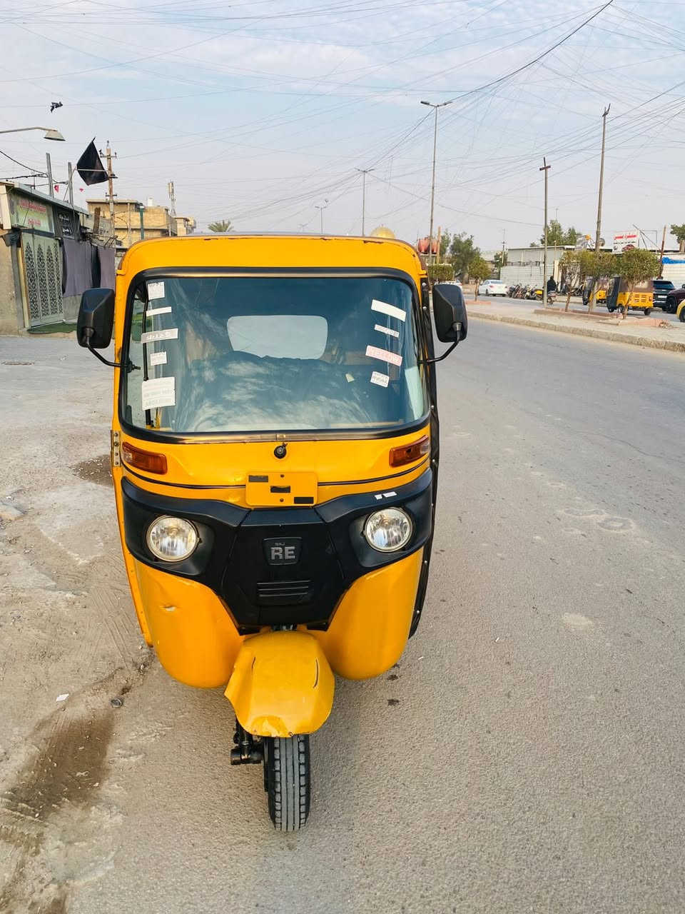 تكتك 21 شهر 3 مرقمه بغداد  كشر مكفول كفاله عامه ماعده المكينه مفتوحه السعر 7800 وبيه مجال بسيط

*********** ‭
