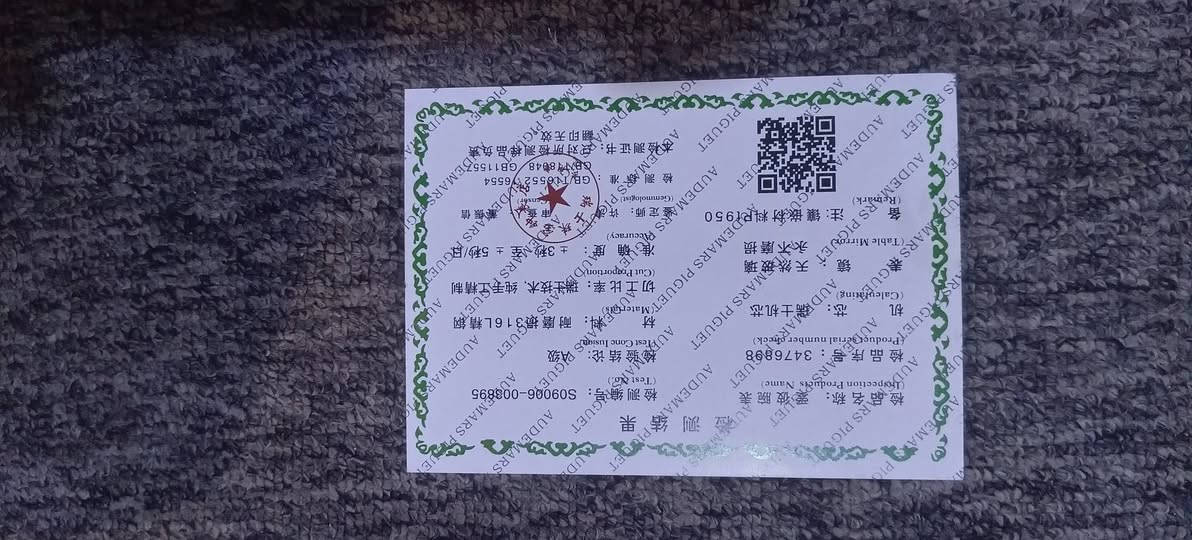 للراغبين *********** خوان سلام عليكم ورحمةالله وبركاته ساعه عالميه رويل سويسري شوف وكلب وشتري وانه خادم مزاد وزاد الله من زاد شوف يمك وصل الشراء والمبيعات وسعرها غير متواجد على الفيس راسلني وانه خادم
