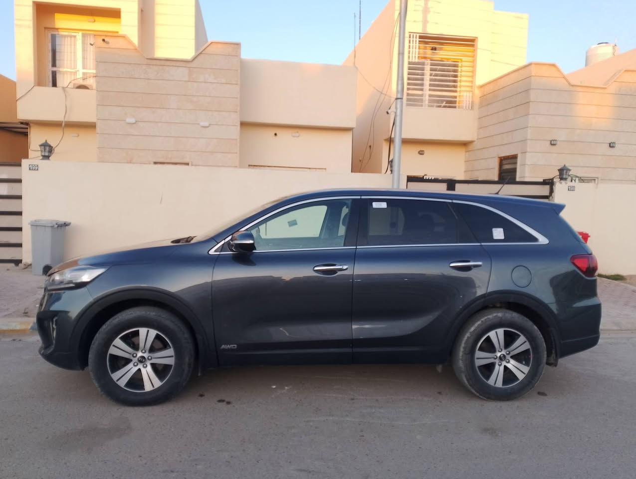 للبيع سورنتو ٤سلندر
موديل ٢٠٢٠
صبغ بنيد وجزء من جاملغ السكن بدون دواخل

السيارة جاهزة بدون نقص
محرك كير تبريد صدر كهربائيات

السعر ١٥٢ ورقة

تكريت ..القادسية مجمع الفارس

***********

‏‪0780 140 5817‬‏
