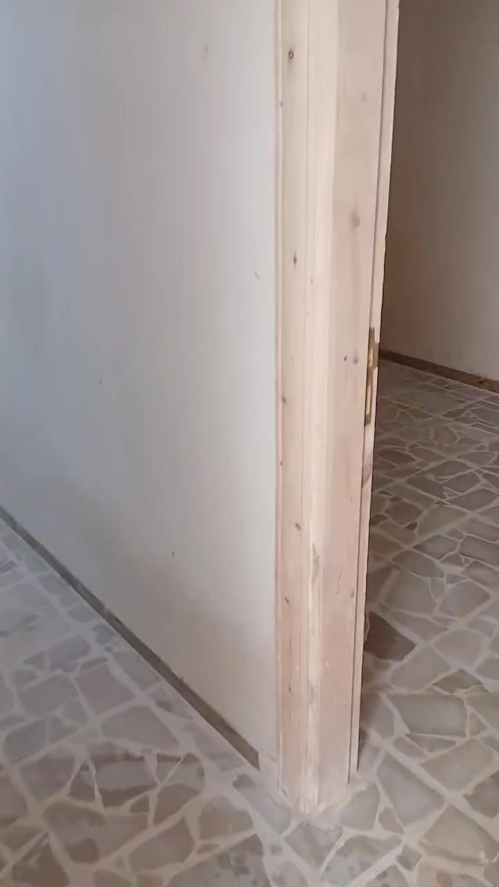 للبيع منزل مشهد شارع الدادو طابق خامس فراغه اسهم ٤ غرف عموزع غرفتين عشارع   رقم  0968548501 جاهز لسكن عمار جديد


**إذا كنت صاحب هذا الإعلان وتريد حذفه لأي سبب، رجاءا أرسل رسالة إلى الدعم الفني**