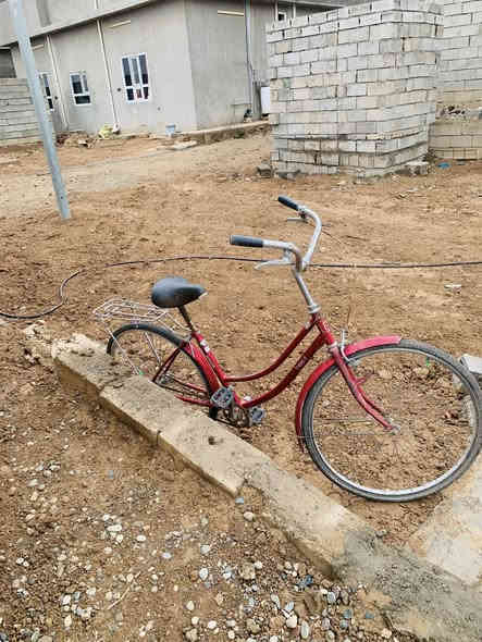 سلام عليكم بيسكل للبيع الشراي يتصل ***********
