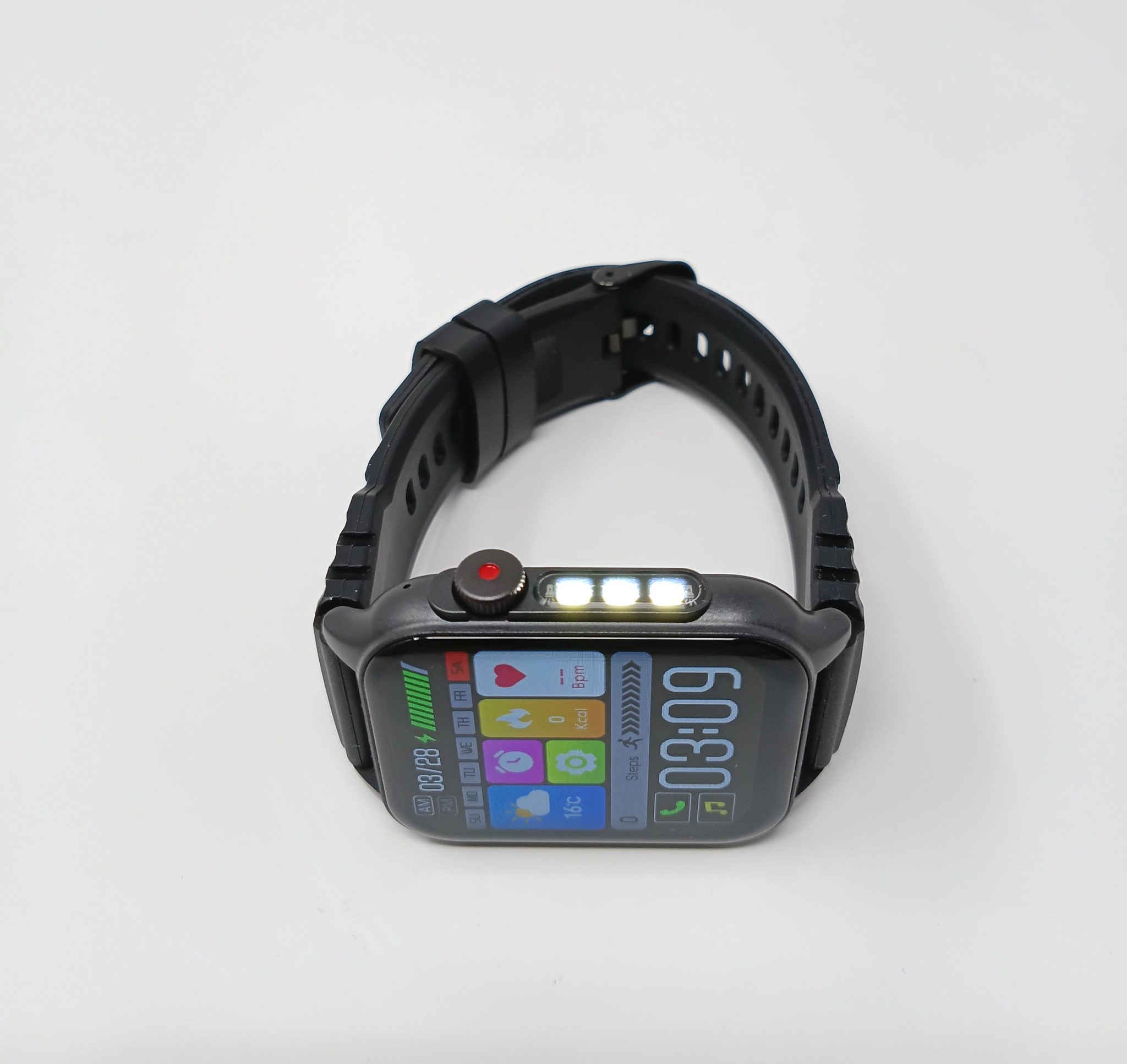 ساعة عسکریه باله امازون من ماركة ⌚️ YES Pulse Max
 الذكية  مع انارة LED🔦💡– شاشة IPS تعمل باللمس بالكامل مقاس 1.96 بوصة، مكالمات بلوتوث، مقاومة للماء بمعيار IP67
شاشة لمس كاملة IPS مقاس 1.96 بوصة
اتصال سريع بتقنية بلوتوث 5.2
دعم مكالمات البلوتوث
هيكل مقاوم للماء بمعيار IP67
مراقبة معدل ضربات القلب في الوقت الفعلي
أوضاع رياضية وأنشطة متعددة
بطارية 300 مللي أمبير (تدوم من 8 إلى 14 أيام تقريبًا)
إشعارات المكالمات والرسائل
دعم تطبيق FitCloudPro (أندرويد وiOS)
ساعة YES Pulse Max الذكية - شاشة أكبر، أداء أذكى، ثقة يومية
صُممت ساعة YES Pulse Max الذكية للمستخدمين الذين يرغبون بشاشة أكبر وأوضح وأداء ذكي موثوق بتصميم عصري أنيق. بفضل شاشتها IPS كاملة اللمس مقاس 1.96 بوصة، وتقنية Bluetooth 5.2، وبطاريتها طويلة الأمد بسعة 600 مللي أمبير، فهي مصممة لتلبية احتياجات الإنتاجية اليومية، وتتبع الصحة، وتحقيق أهداف اللياقة البدنية بكل سهولة.

مما يجعلها خيارًا ممتازًا للمحترفين والعسكريين وعشاق اللياقة البدنية 
للحجز واتس ***********
