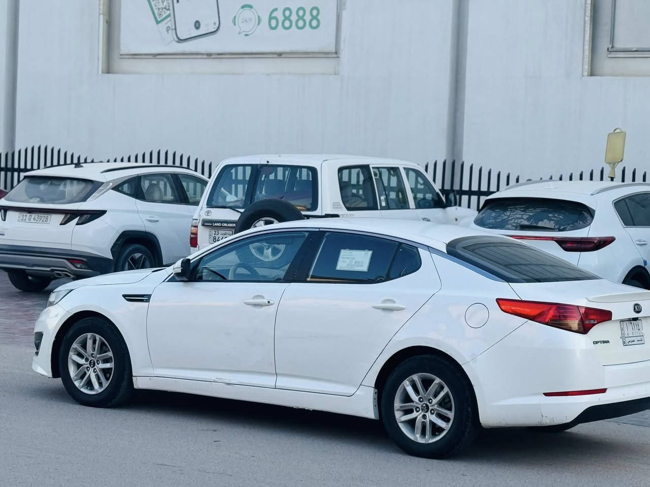 السلام عليكم كيا اوبتيما 2013خليجي محرك 2000 دوش رقم قادسيه تحويل مباشرالسياره بيهه جاملغ وبنيد فقط السياره جديده كلش كير مكينه حداديه تبريد كله شرط المكان السماوه المركز 
السعر 117 وبيهه مجال للاستفسار ***********
