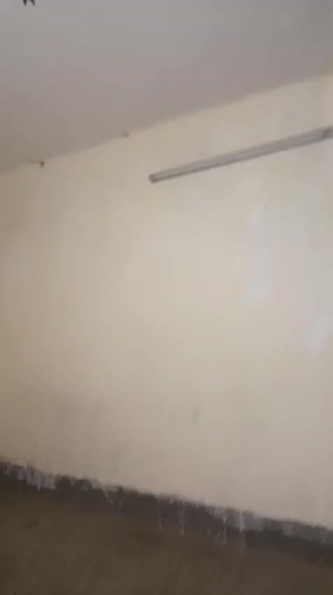 متوفر طابق ثاني بشركة طارق الحي العسكري بدل الايجار 150 ألف عقارات ابو وحيد ***********
