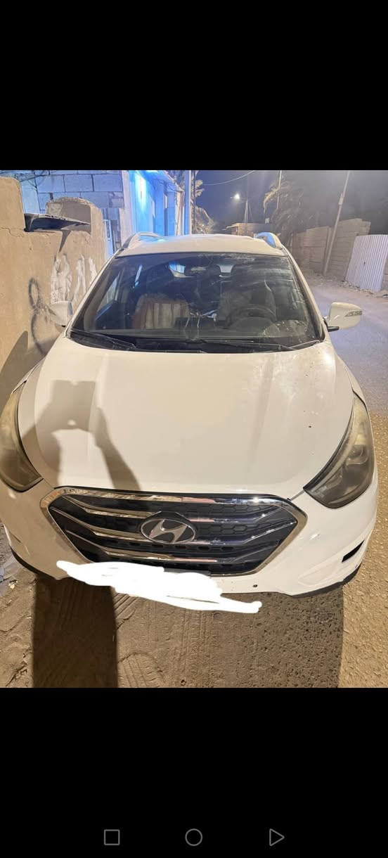 سيارة توسان مديل٢٤للبيع مشروع وطني السيارة مجفية ومصبوغة السيارة حلوة وما ه***********بيهة كل عطلات

