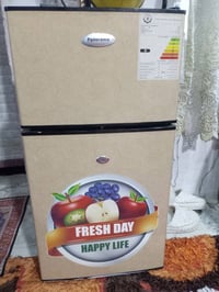 ثلاجه صغيره • كالجديدة • مدينه الصدر