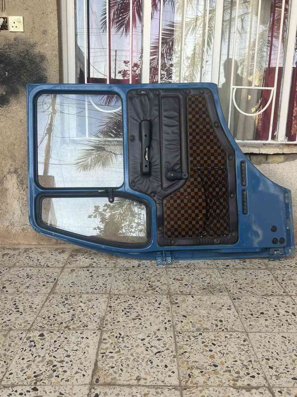 السلام عليكم غراض للبيع باب الماني اليمنه  و  شوته و أبطاله للاستفسار ***********
