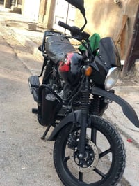 من رخصت الكروب بوكسر جبلي وراق دراجه مكفوله نضافته شوفت عينك وتجي تكلب...