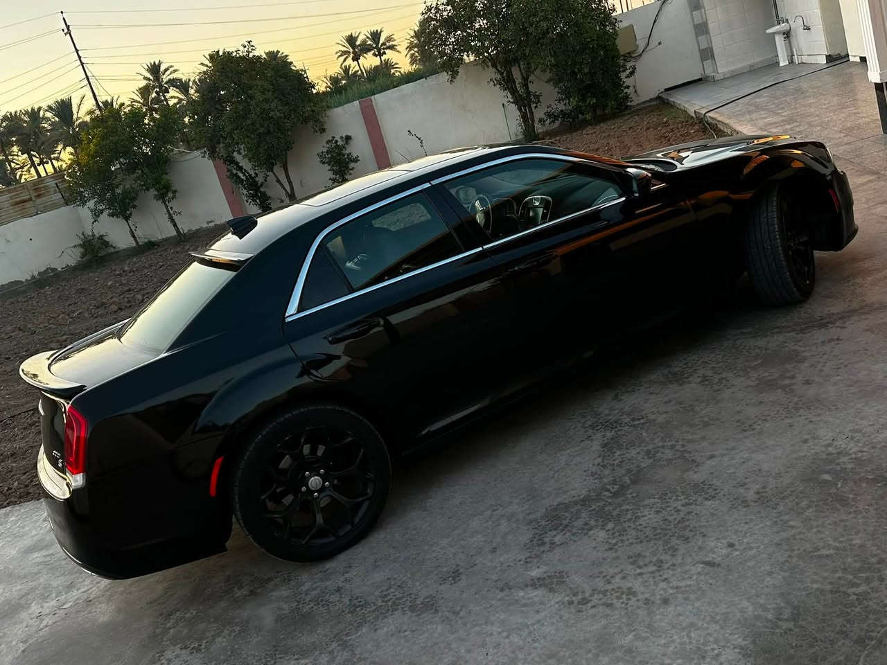 🚗 للبيع كرايسلر 300C موديل 2016

* محرك 3.6
* تبريد قطعتين
* تبريد وتسخين للمقاعد الأمامية
* بردة خلفية
* ويلات قياس 20
* دمّام بالجنطة
* هزّة وفحص جديد
* السنوية باسمي
* السيارة نظيفة وما تحتاج أي صرف، تنفحص بأي مكان.

📞 ***********
السعر188
