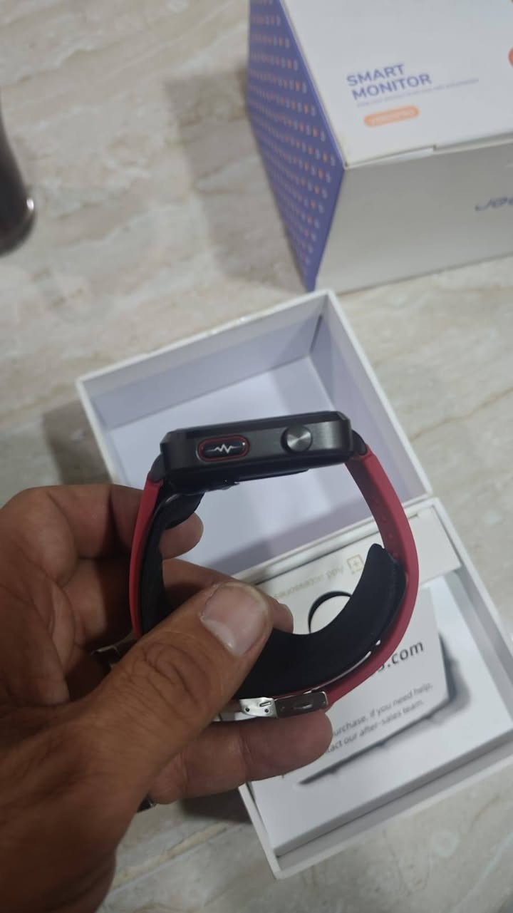 ساعه سمارت يقيس الضغط او اوكسجين موصفاتها فول اعل سعر ابيع


**إذا كنت صاحب هذا الإعلان وتريد حذفه لأي سبب، رجاءا أرسل رسالة إلى الدعم الفني**
