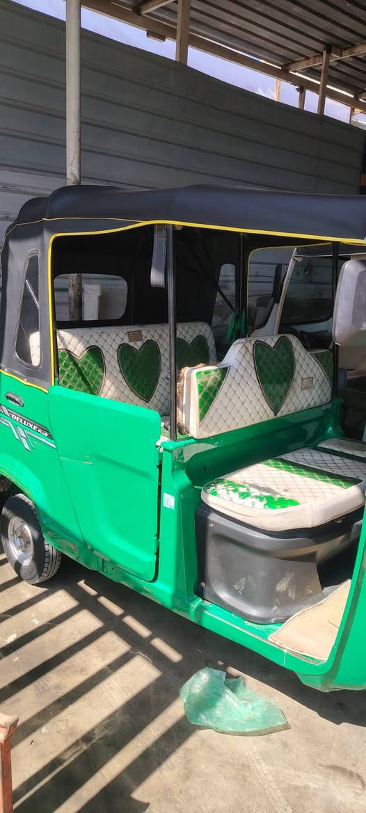 وصول وجببة تكاتك مستخدمه بمختلف الموديلات جدن نضيفه وستوتات ودراجات زيرووو بئسعار مناسبه جدن جدن عنواني حله  الحمزه الغربي اشراي يتصل عرقم او علوات ساب ***********
