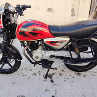 للبيع موديل 22 950 وبها مجال شيء بسيط 07718403000