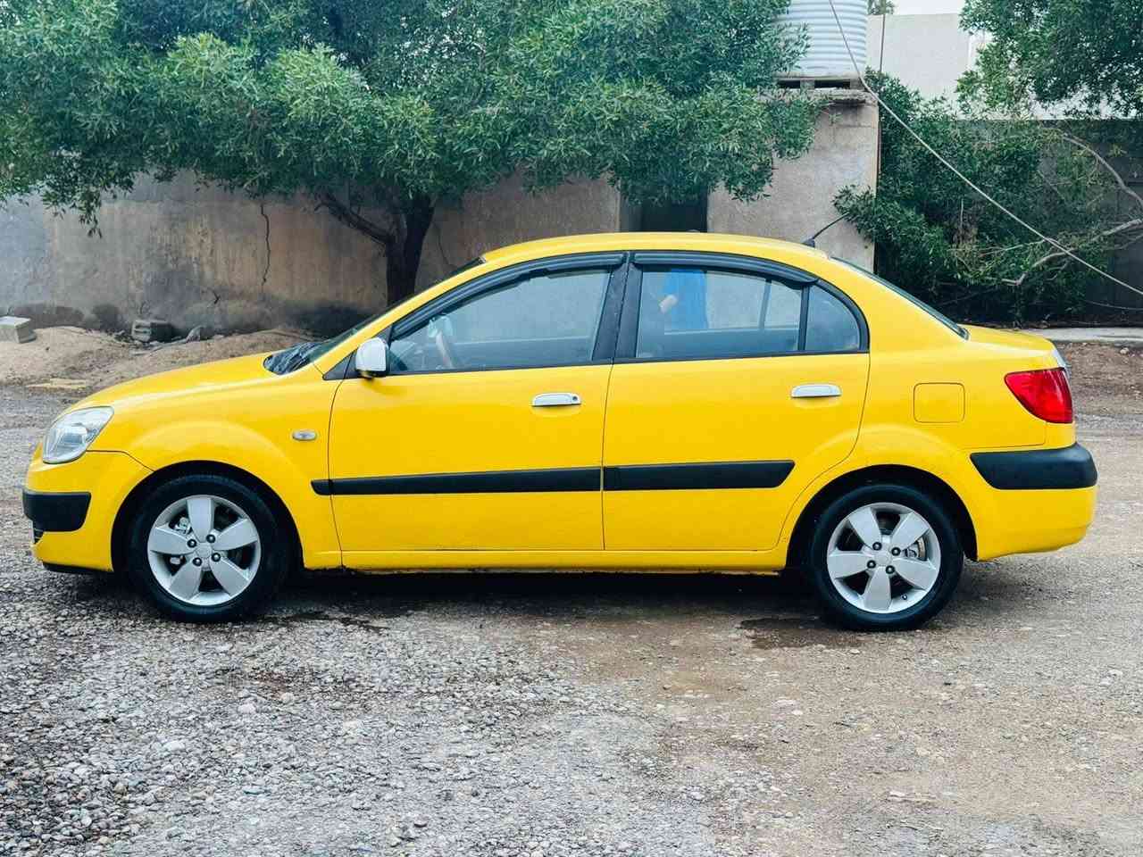 البيع كيه برايد فول بل ضرر رقم بغداد انكليزي هيه وغرامات صفر محرك وكير شرط طخم امامي كلو جديد السعر 94بيه مجال سياره بل موصل حي الشهداء جانب اليمن ***********
