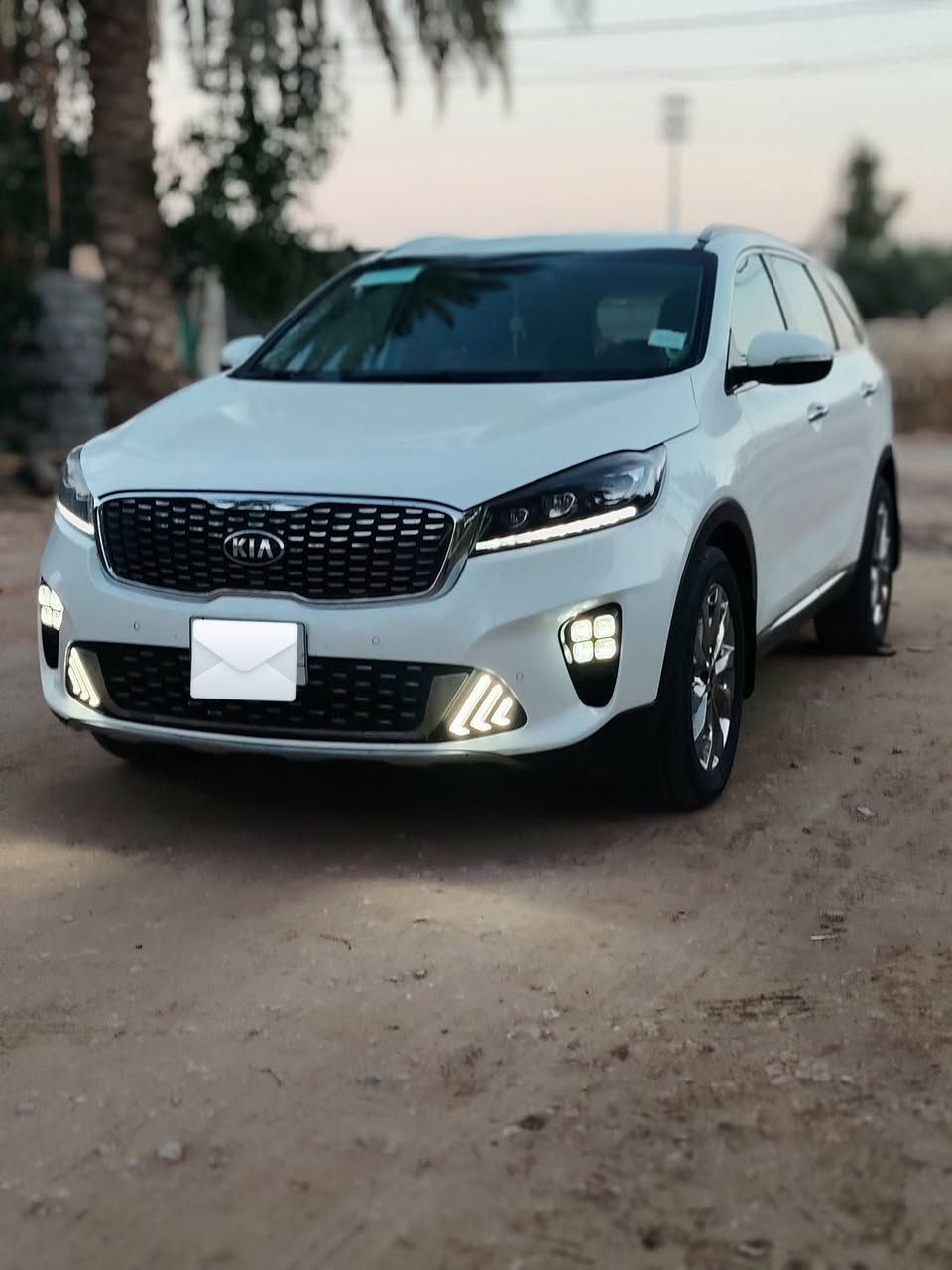 ‏السلام عليكم 
سورنتو 2020 خليجي كفاله عامه

السياره ماشيه 140 جديده مال جناي 

رقم سياره بابل مداور ثاني يوم

مكان سياره النجف  

السعر 253 وبيهه مجال بسيط

اللاتصال ***********

المواصفات
بصمه 
بصمه ابواب 
6 سلندر
7 راكب 
3 قطع تبريد 
جنطة كهربائية 
جنطة ذكية 
كشنات كهرباء
بردات خلفيه 
مانع نزلاق 
5 انظمة قيادة 
اوتو هولد 
نظام ترحيب 
4 جامة اوتو 
ويل كروم 19
حساسات امامي و خلفي 
اشاير بل مري 
كروز سرعة 
تحكم استرن 
لايت زنون
