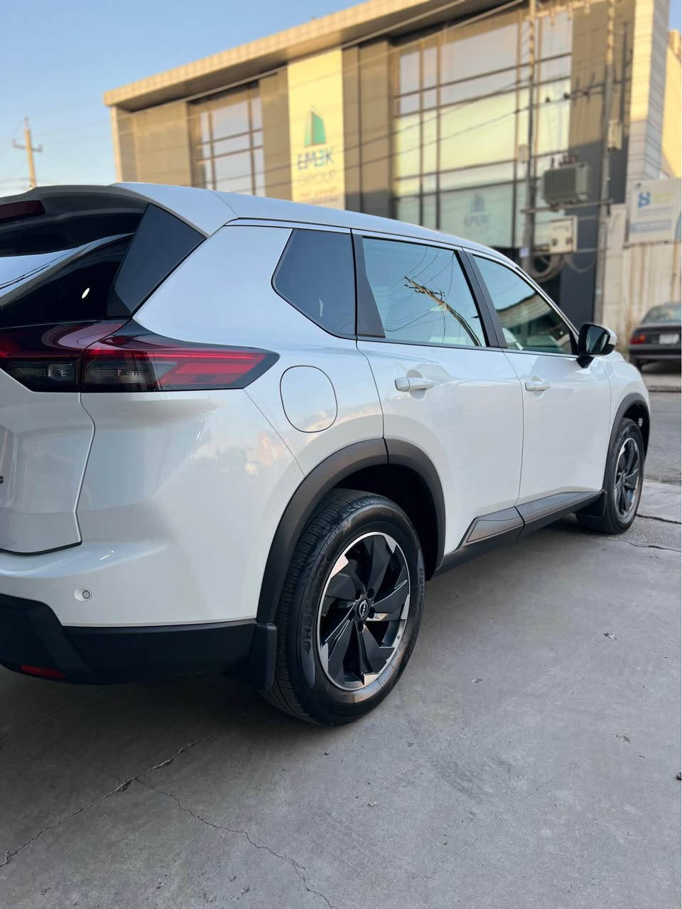نيسان روج ٢٠٢٤ 
٣پستن توربو 
مواسةفات SV AWD
بو زانياري زياتر پةيوةندي بكة 
*********** أربيل, العراق
