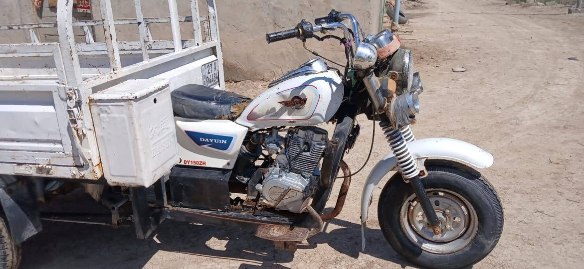 سلام عليكم ستوته موديل 14ستوته جاهزه من كلشي محرك نضيف كهرباياته كله شغاله نكره سلف ستوته رقم وسنويه ستويته الحد 28اله تصقط مداور ثاني يوم سعره مليونيه وبيه مجال رقم الهاتف ***********
