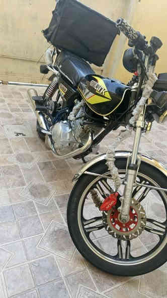 السلام عليكم للبيع سيفان موديل23شرط الشلعه ومعدل كله شغاله دراجه بعده على وضع لبلاد نضيفه تجي وتشوفه لسعر575وبيه مجال ***********مكان تكريت
