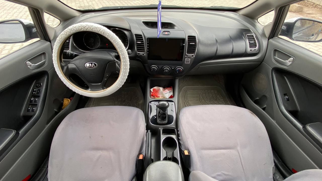 السلام عليكم البيع سيروتو مديل 17 خليجي مكفواله فتح وتبديل سياره  جاهزه حداديه  تخم تاير تبريد كله جاهز باسمي رقم ‏‪***********‬‏
