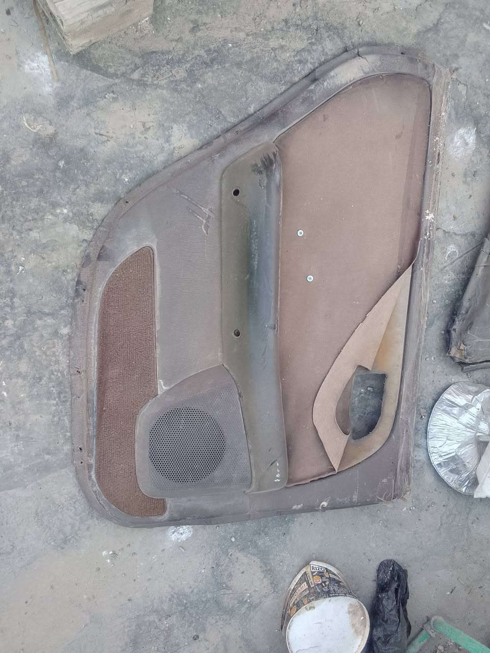 السلام عليكم بطاين مال مارك نفخ للبيع تعبانات يرادلهن تغليف السعر100مكاني نجف 
***********
