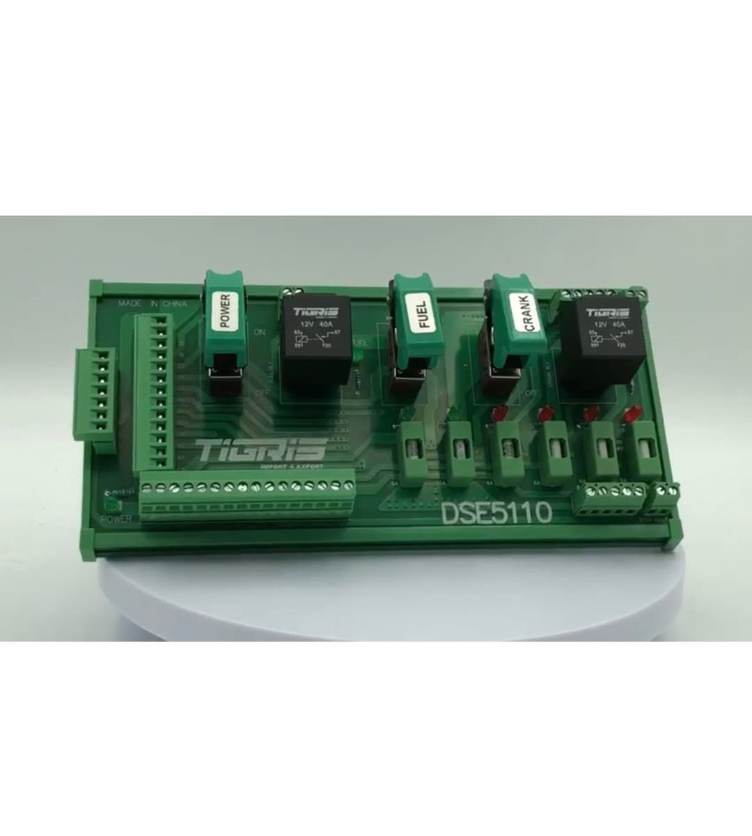 📦 تم وصول كرت ربط شاشة 5110  

متوفر الآن كرت ربط خاص لشاشة 5110، يتميز بـ:  
✅ سهولة الاستخدام  
✅ يأتي معه وايرات تسليك كاملة  

💰 السعر: 60 ألف فقط  

للحجز أو الاستفسار راسلنا على الخاص.

***********
